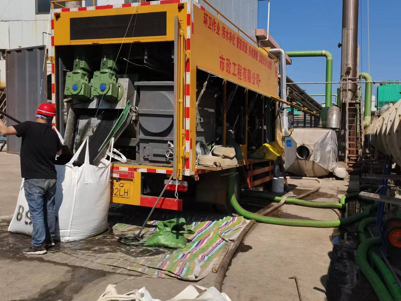 贵溪淤泥压干处理